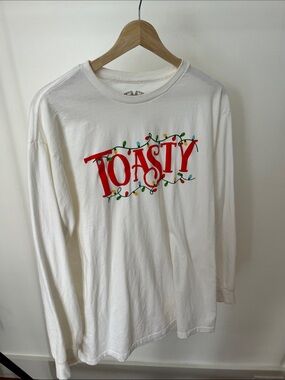 White 'Toasty' Holiday Graphic Long Sleeve Tee - The Morning Toast